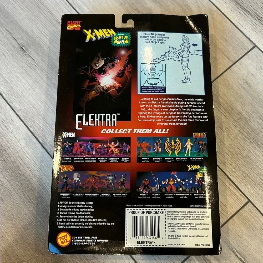 Marvel Comics Toy Biz X-Men  Classics Elektra w Light Up Ninja Blade Weapon 1996